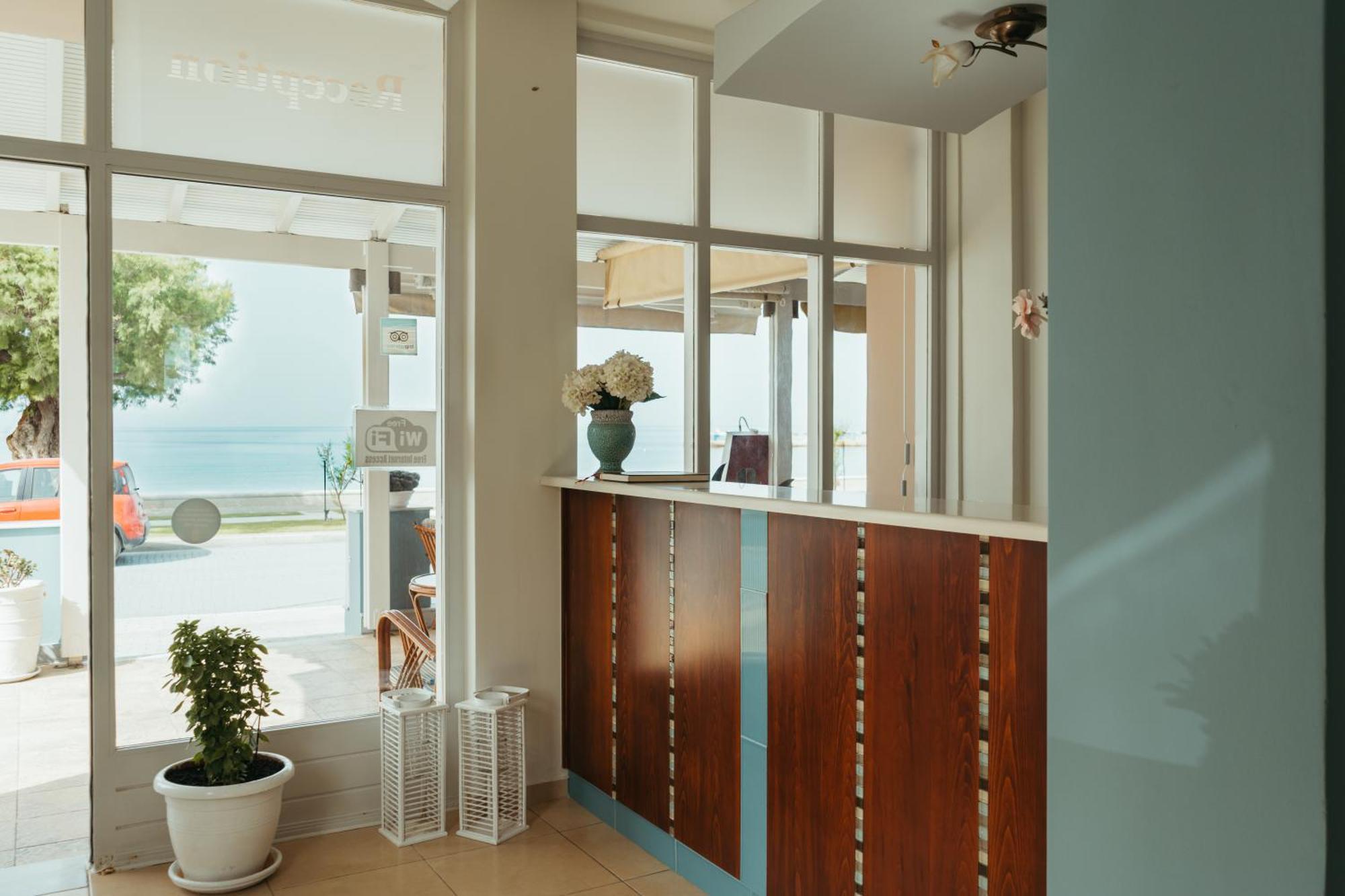 פלאקיאס Hotel Livikon מראה חיצוני תמונה